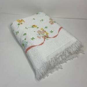 Vintage White Cotton Floral Bath Towel